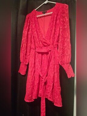 Max + Ash Hot Pink Textured V‑Neck Wrap Dress with Tie Waist